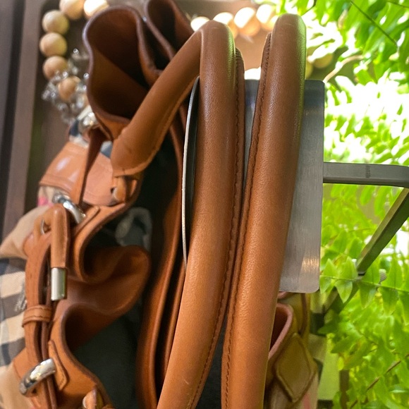 Burberry Nova Check Beaton Tote - Picture 10 of 16